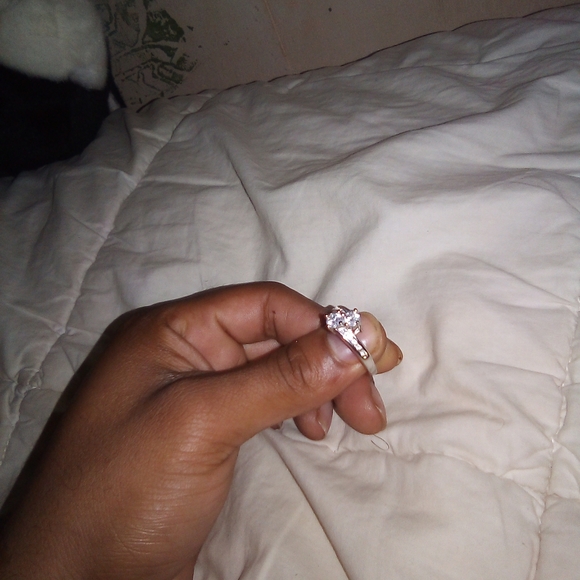 Female ring - Picture 3 of 4